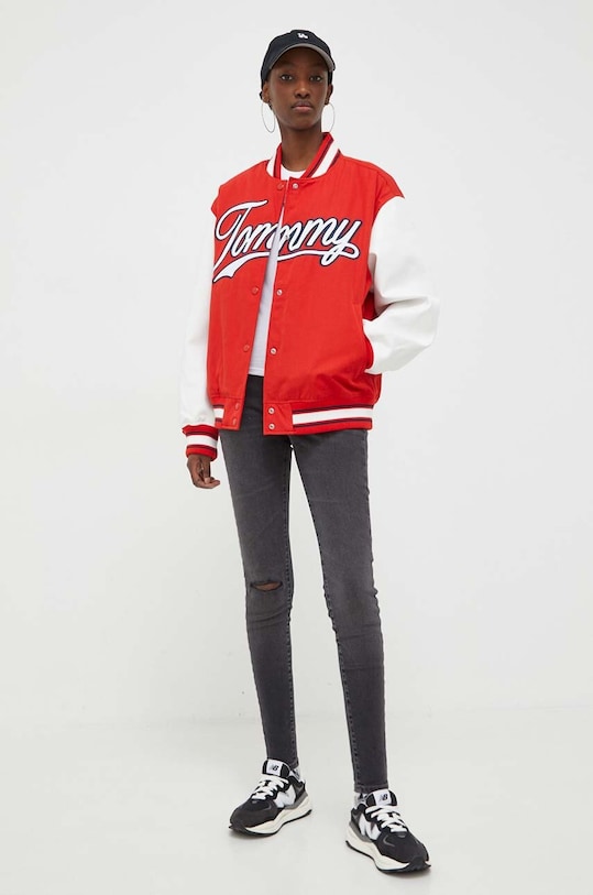 Tommy Jeans geacă bomber DW0DW17233 rosu SS24