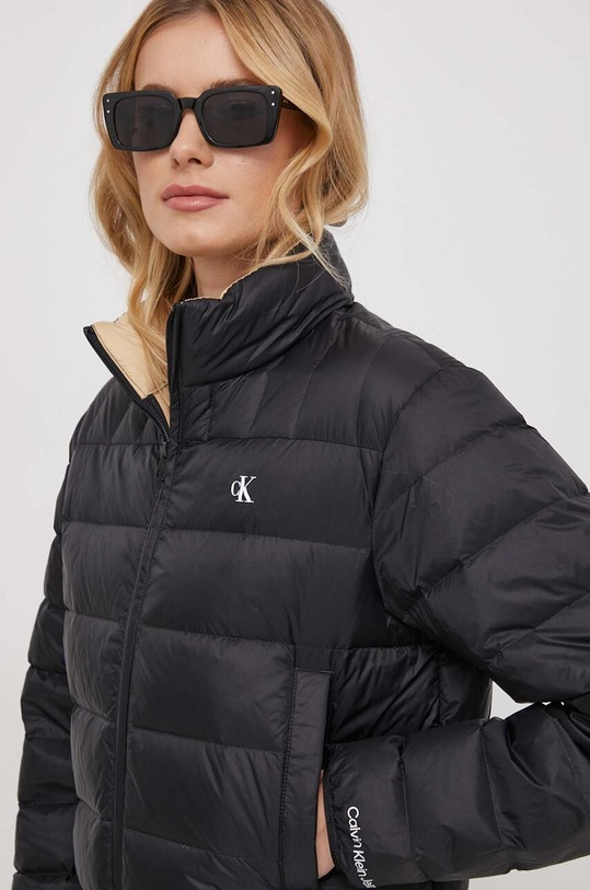 Calvin Klein Jeans kurtka puchowa czarny J20J222585