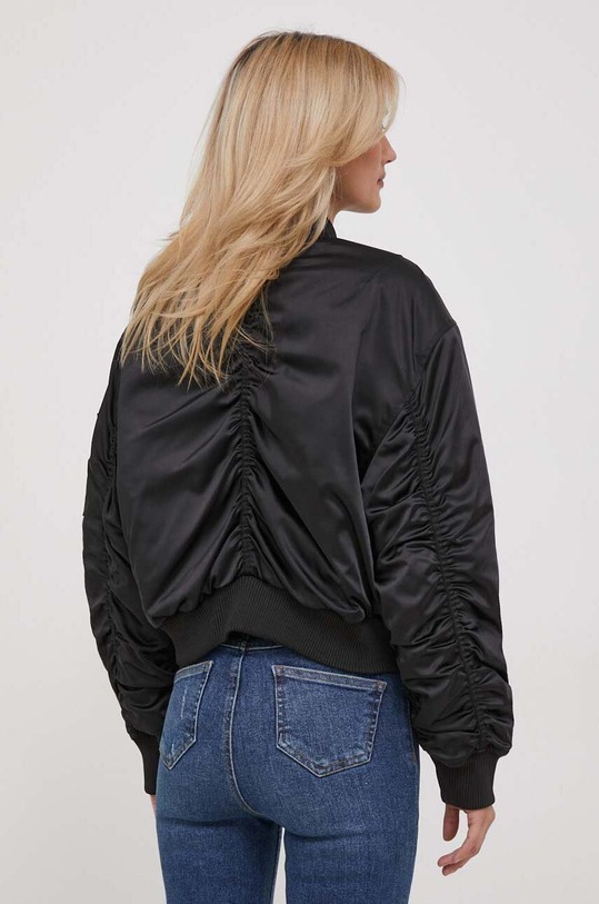 Odzież Calvin Klein Jeans kurtka bomber J20J222591 czarny