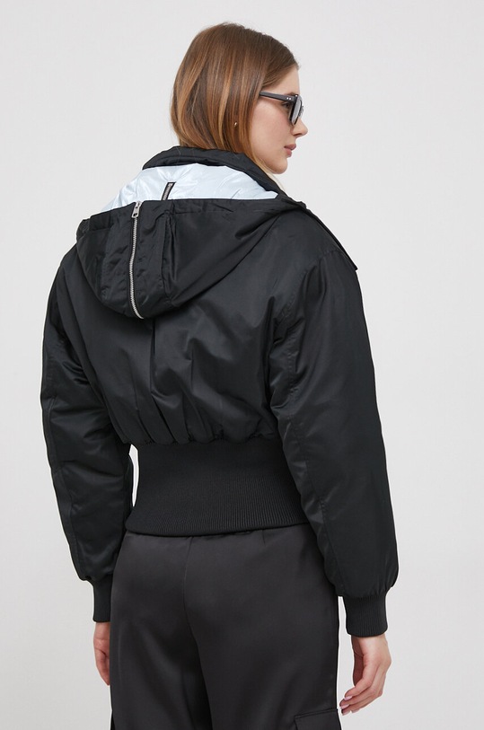 Jakna Calvin Klein Jeans crna J20J222681