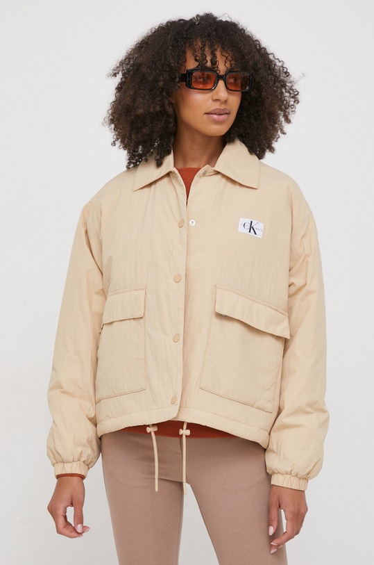 Bunda Calvin Klein Jeans bez kapuce béžová J20J222917