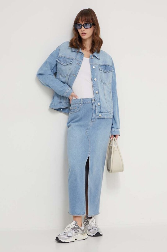 Chiara Ferragni giacca di jeans 76CBS400 blu SS24