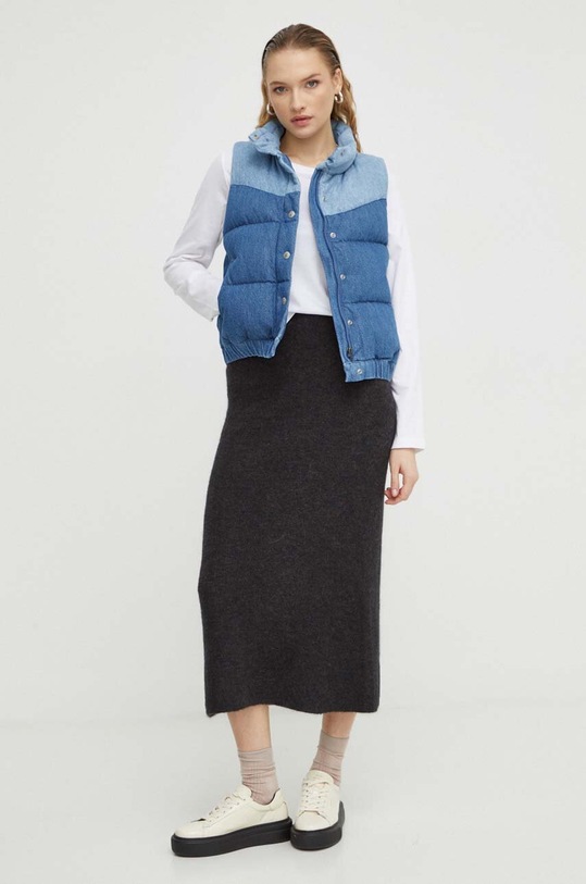Pernati prsluk Levi's A7189 plava SS24