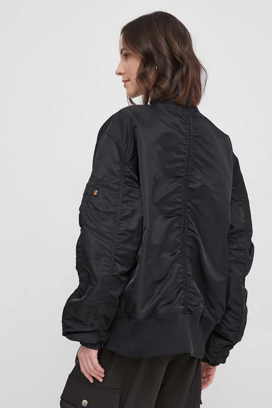 Одежда Куртка-бомбер Alpha Industries CWU MA-1 Bomber NC Wmn 136007NC чёрный