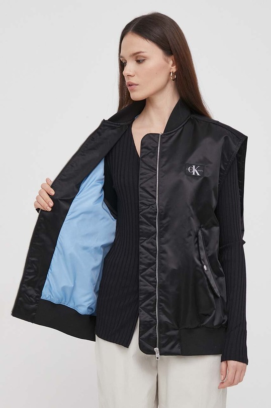Vesta Calvin Klein Jeans J20J223039 čierna