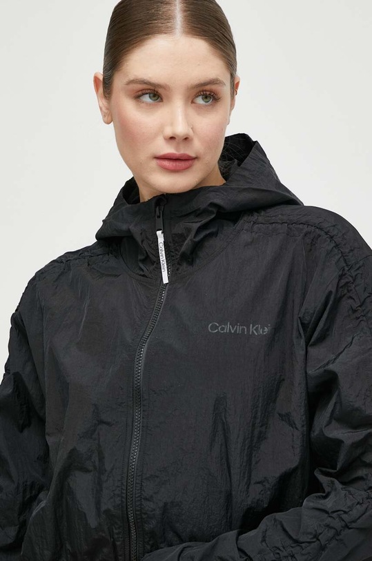 Bunda Calvin Klein Performance černá 00GWS4O515