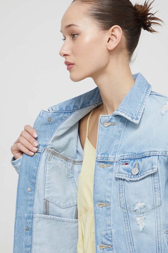 Rifľová bunda Tommy Jeans DW0DW17662
