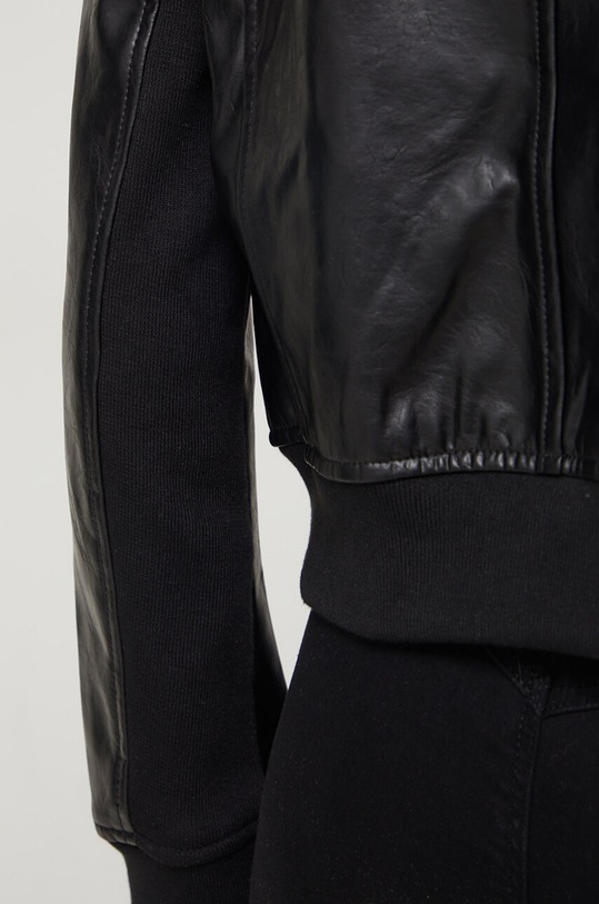 Desigual kurtka KENT 24SWEW25 czarny