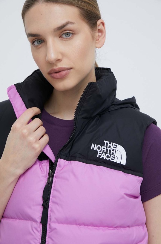 Brezrokavnik s puhom The North Face 1996 RETRO NUPTSE VEST vijolična NF0A3XEPQIX1