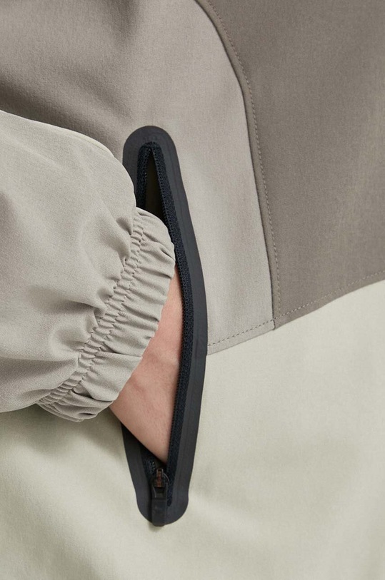 Under Armour jacheta de antrenament Unstoppable 1374889 gri