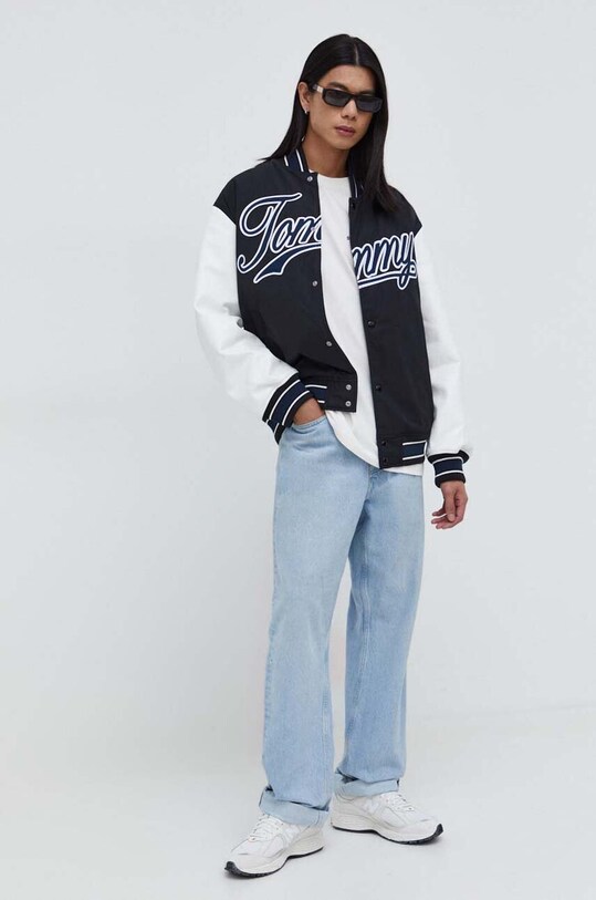 Куртка-бомбер Tommy Jeans DM0DM17880 чёрный SS24