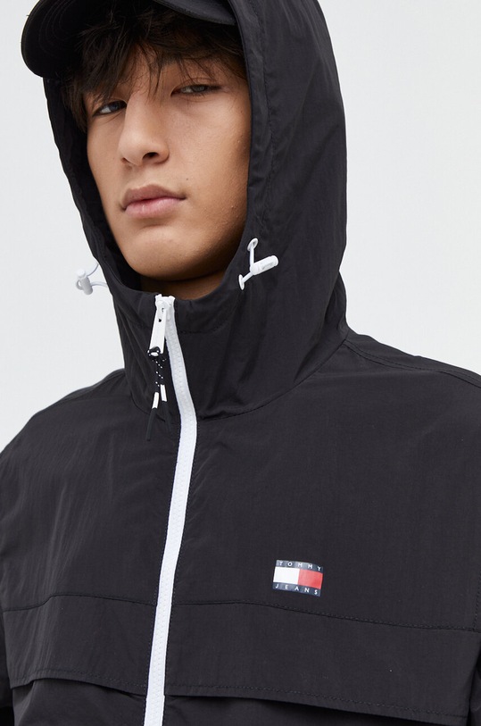 Bunda Tommy Jeans černá DM0DM17983