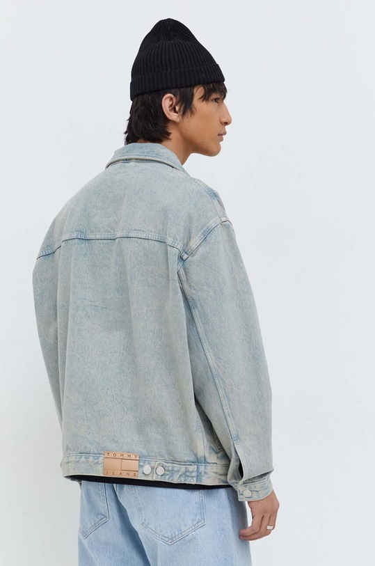 Odzież Tommy Jeans kurtka jeansowa DM0DM18029 niebieski