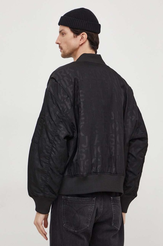 Oblečenie Bunda Calvin Klein Jeans J30J324658 čierna