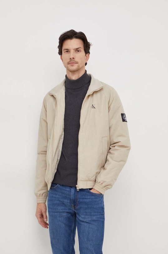 Bunda Calvin Klein Jeans jemné zateplenie béžová J30J324697