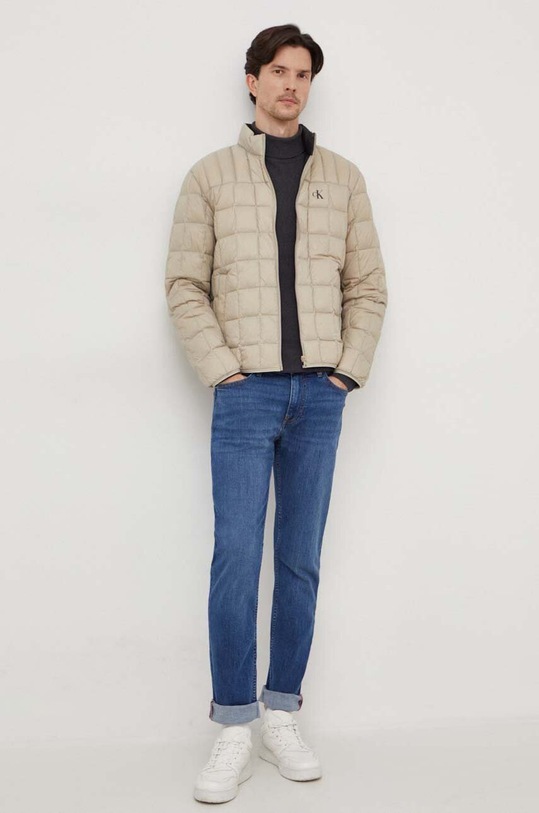 Péřová bunda Calvin Klein Jeans J30J324981 béžová SS24