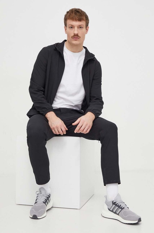 Calvin Klein Performance wiatrówka 00GMS4O525 czarny SS24