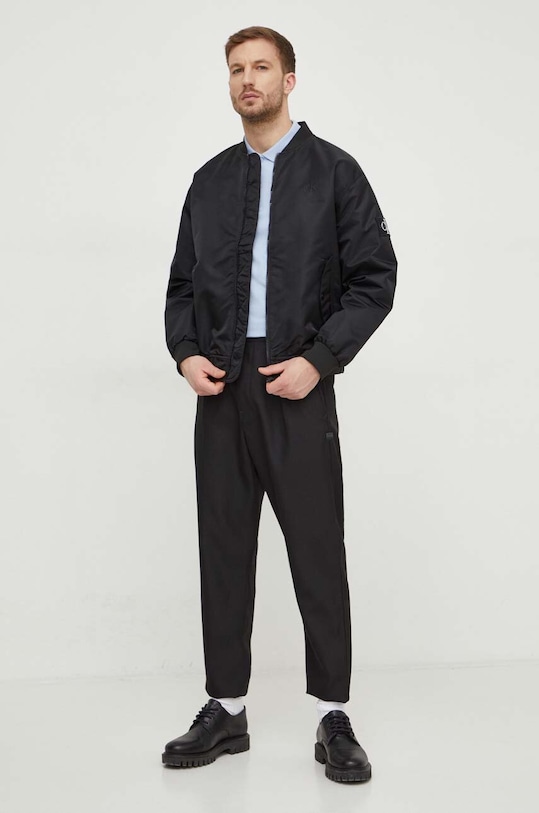Calvin Klein Jeans kurtka bomber J30J325110 czarny SS24