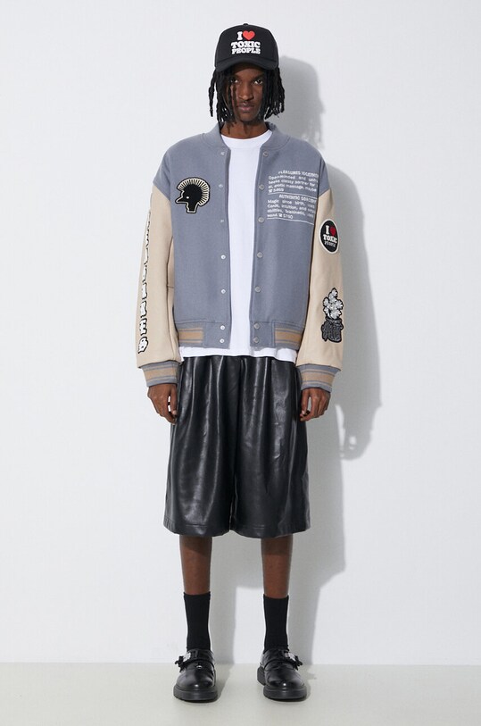 Куртка-бомбер PLEASURES Calendar Varsity P24SP040.BLUE голубой SS24