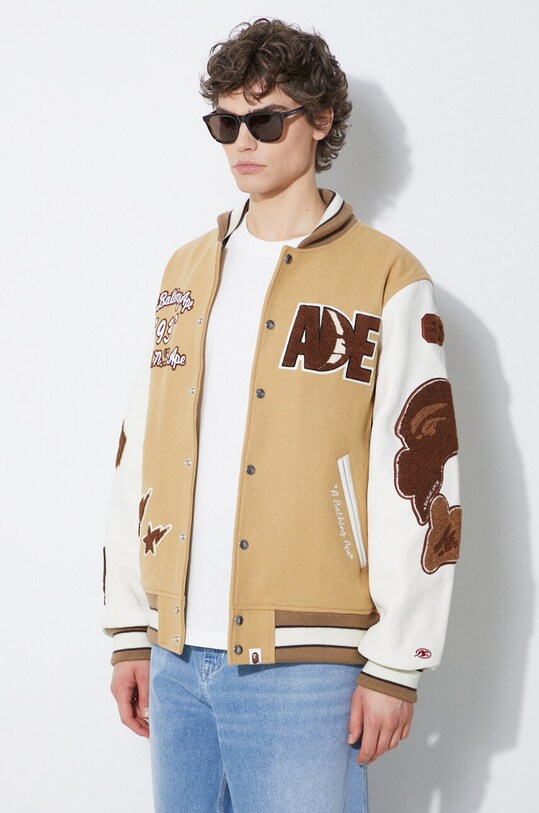 Вовняна куртка-бомбер A Bathing Ape Bape Multi Motif Varsity бежевий 1J80141001