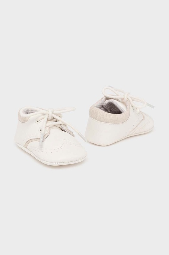 Mayoral Newborn buty niemowlęce beżowy 9735.1K.Newborn.PPYH