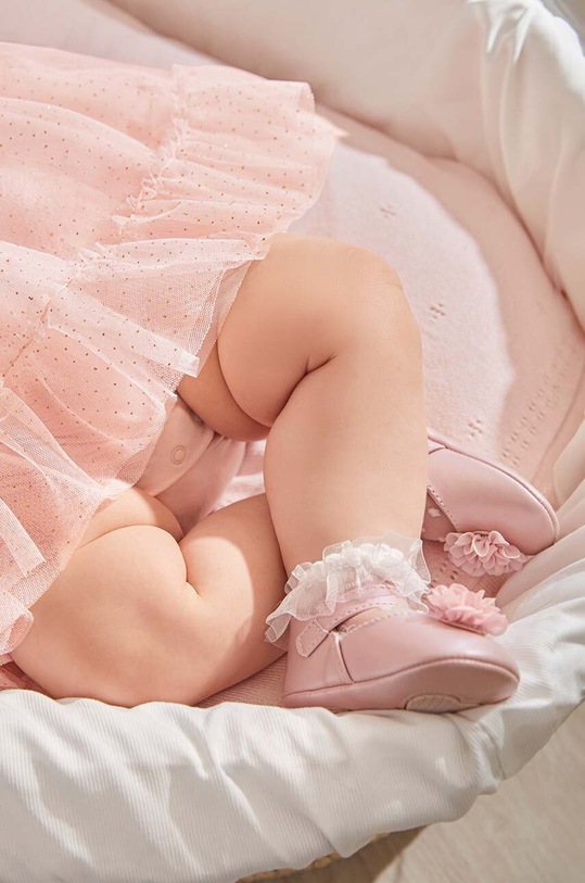 Dětské boty Mayoral Newborn imitace kůže béžová 9740.2L.Newborn.PPYH