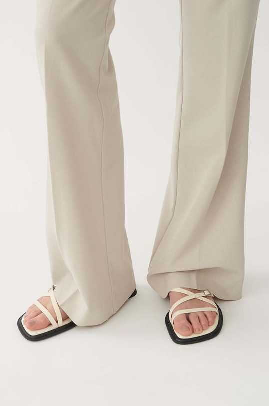 Vagabond Shoemakers sandały skórzane IZZY 5513.101.02