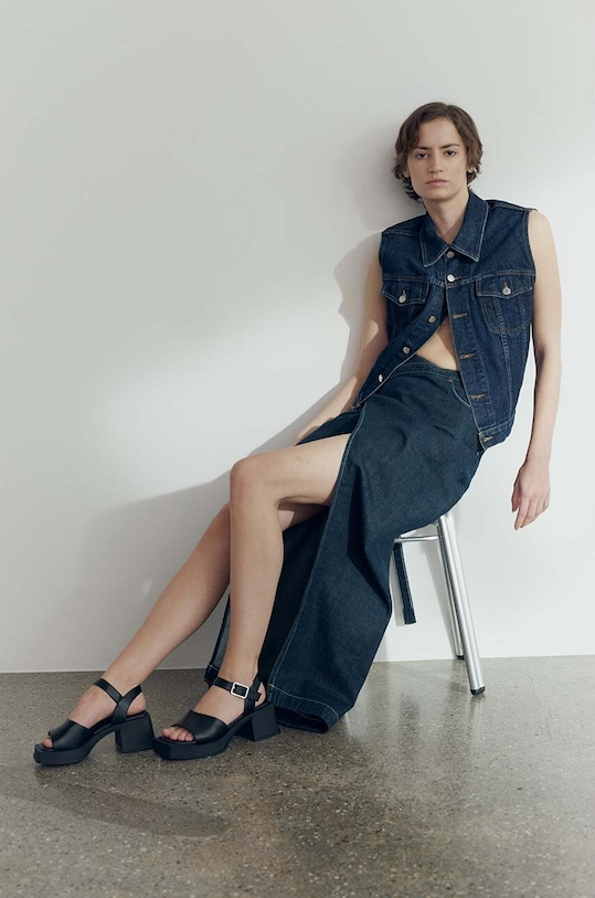 Шкіряні сандалі Vagabond Shoemakers HENNIE 5537.201.20