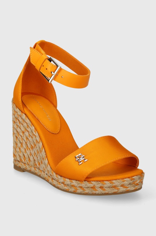 Sandále Tommy Hilfiger COLORFUL HIGH WEDGE SATIN SANDAL FW0FW07914 oranžová SS24