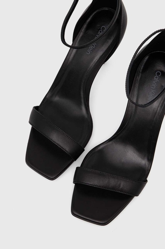 Calvin Klein sandały skórzane HEEL SANDAL 90 LTH czarny HW0HW01944