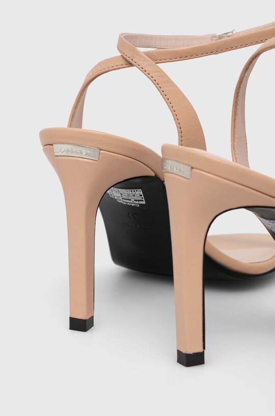 Kožené sandále Calvin Klein HEEL SANDAL 90 LTH béžová HW0HW01945