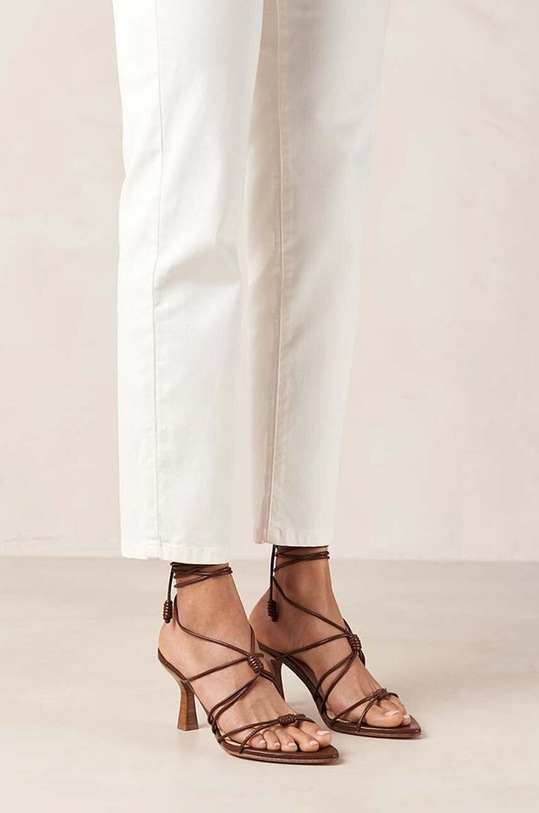 Kožené sandále Alohas Belinda S100214.02 hnedá