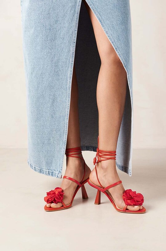 Kožené sandále Alohas Kendra S100280.01