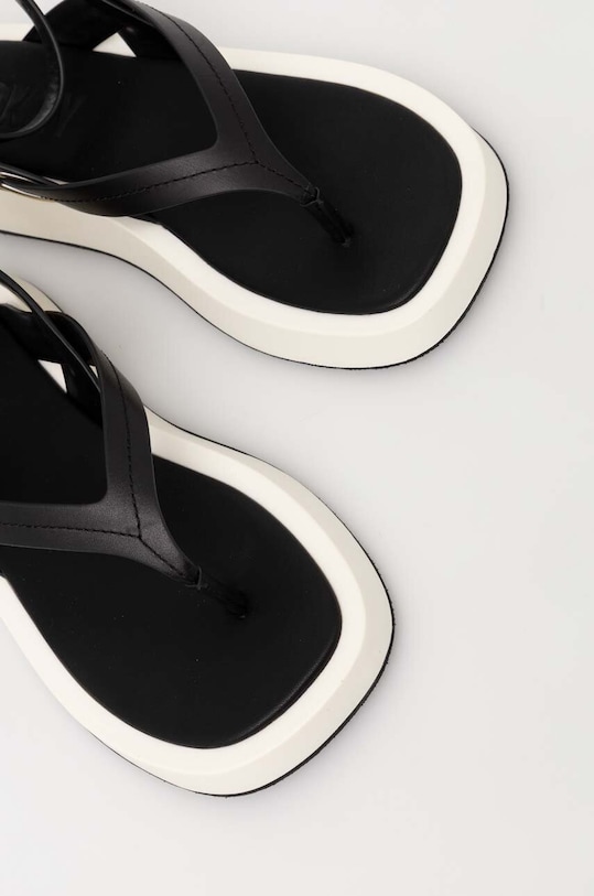 Δερμάτινα σανδάλια DKNY Ilianna K1493527.BLK μαύρο