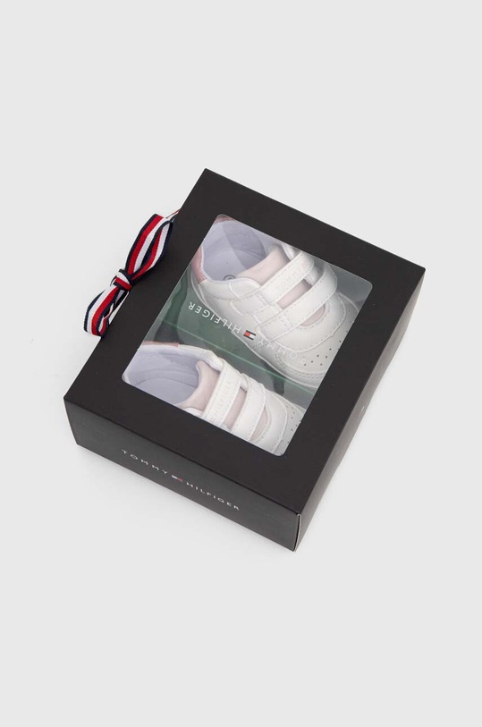 Βρεφικά παπούτσια Tommy Hilfiger T0A4.33179