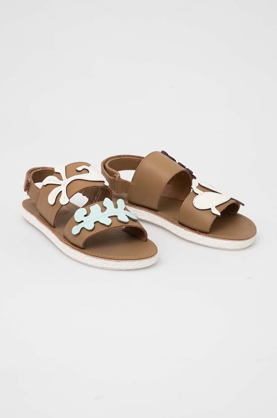 Dziewczynka Camper sandały skórzane dziecięce K800591.28.34 brązowy
