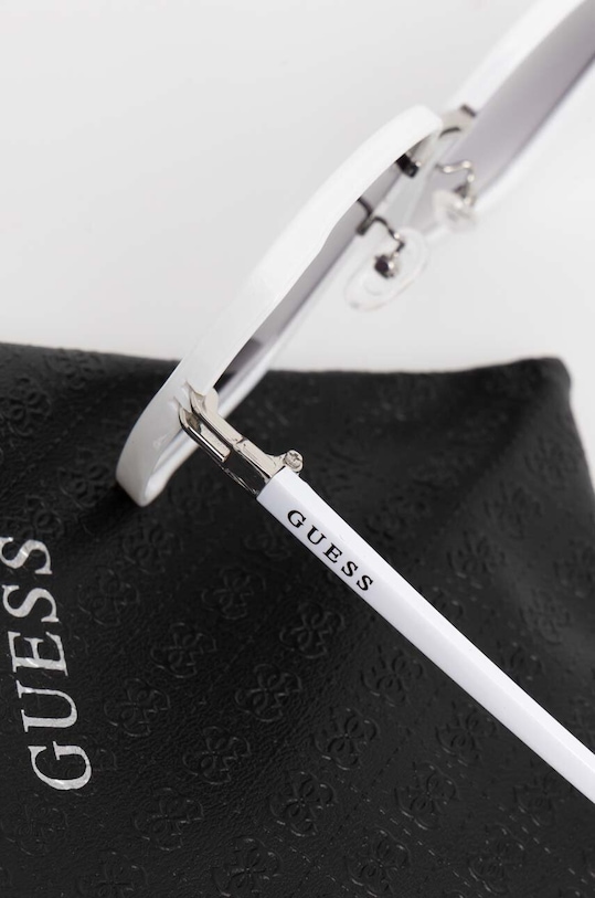 Слънчеви очила Guess бял GF0407.21B