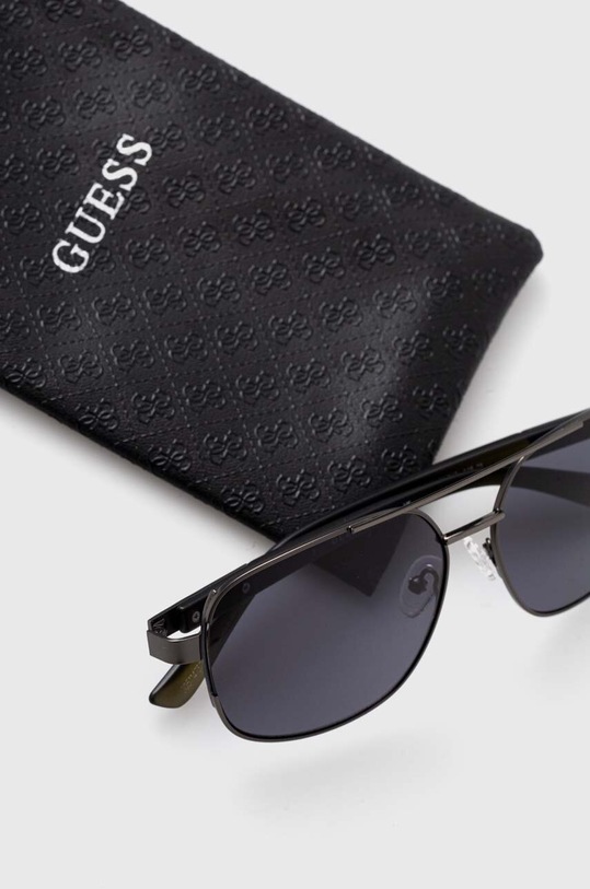 Guess napszemüveg fekete GF0227.08A