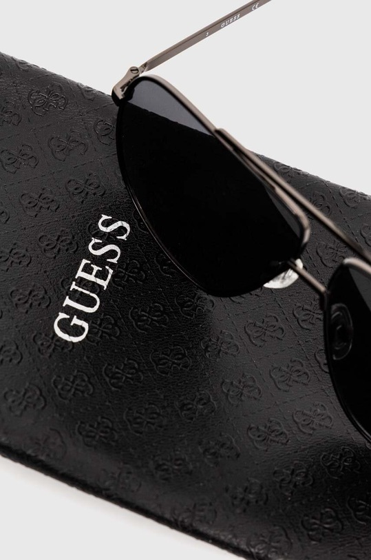 Guess okulary przeciwsłoneczne czarny GF0239.08A