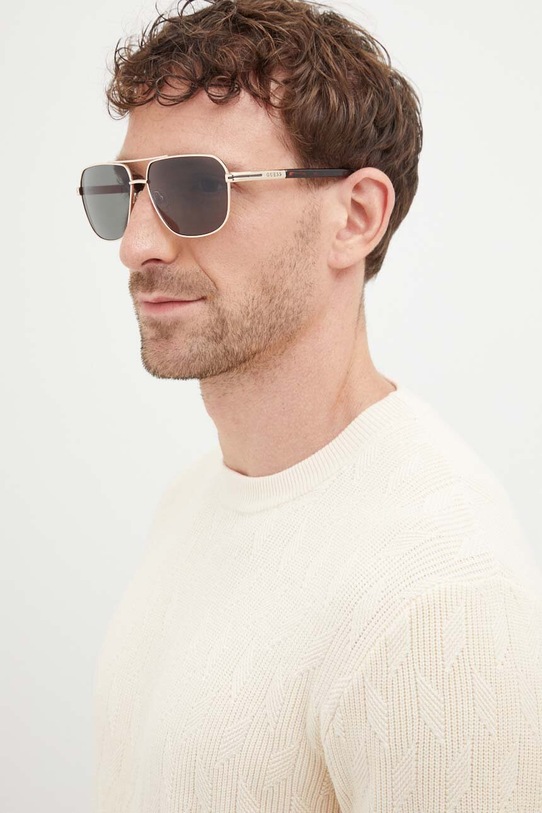 Guess okulary przeciwsłoneczne przezroczysta złoty GF0245.32N