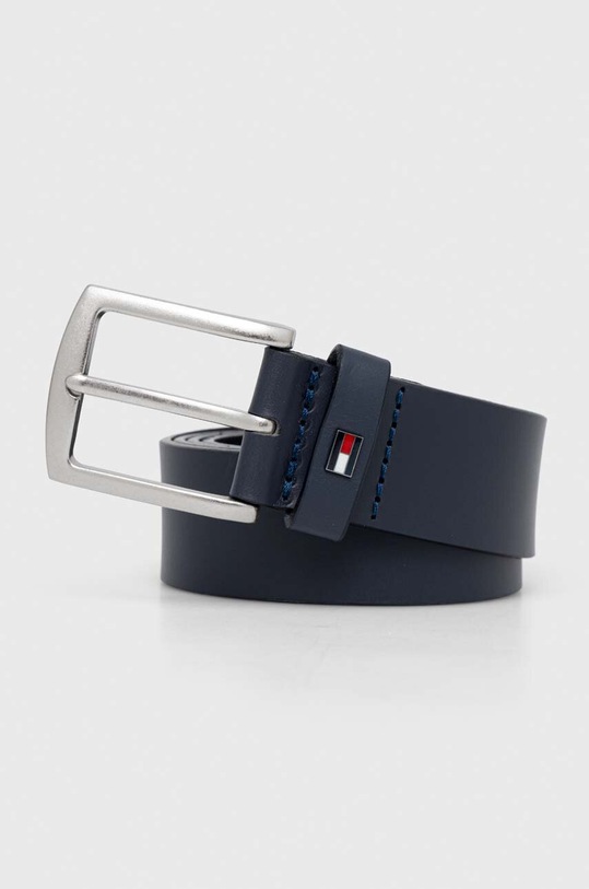 Kožený pásek Tommy Hilfiger Planet friendly námořnická modř AM0AM12054