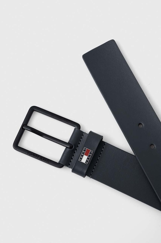 Tommy Jeans curea de piele AM0AM12046 gri SS24