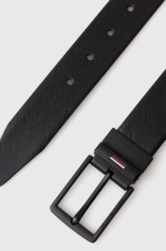 Oboustranný kožený pásek Tommy Hilfiger AM0AM12178 černá SS24