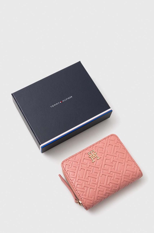 Tommy Hilfiger portfel różowy AW0AW15755