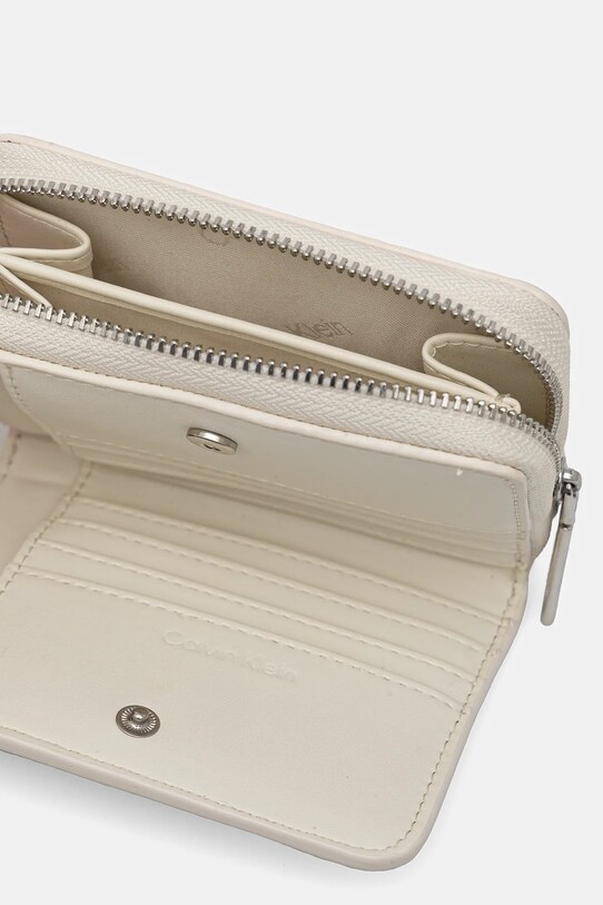 Аксесуари Гаманець Calvin Klein K60K611937 бежевий