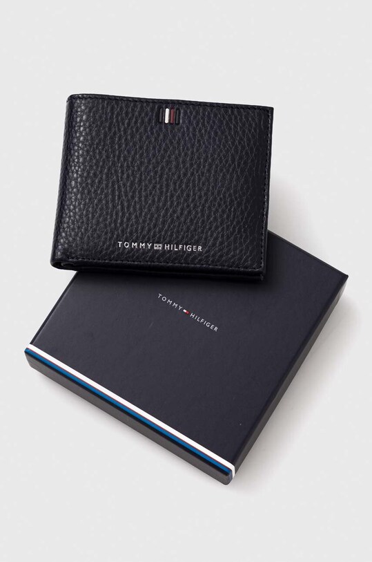 Tommy Hilfiger portfel skórzany granatowy AM0AM11855