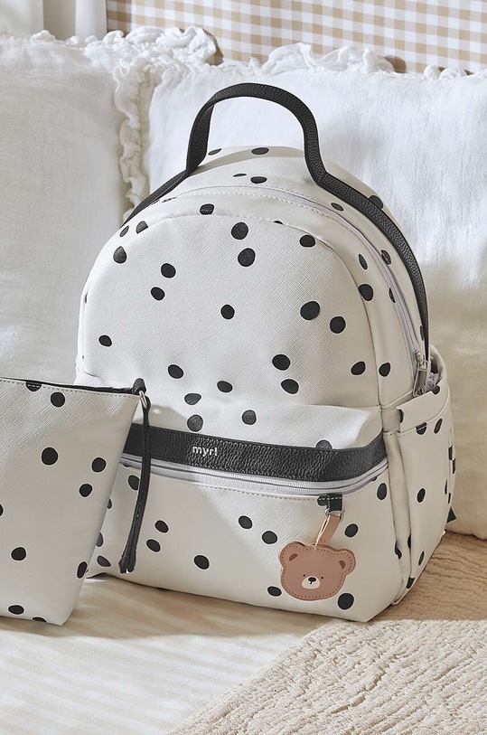 Dětský batoh Mayoral Newborn nevejde se A4 béžová 19282.1E.Newborn.PPYH