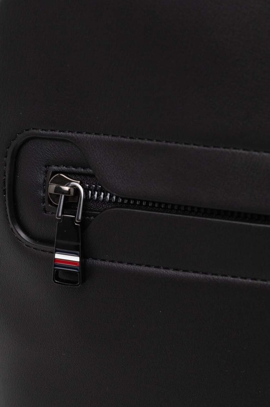 Batoh Tommy Hilfiger černá AM0AM12231