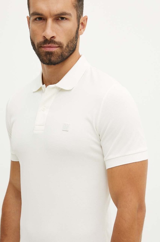 Дрехи Тениска с яка Calvin Klein Jeans J30J325269 бежов