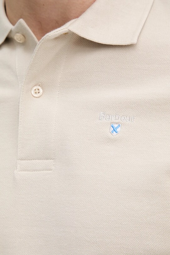 Памучна тениска с яка Barbour MML0358 бежов